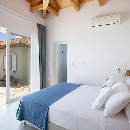 Ariel - Cozy Mediterranean Retreat Sivota