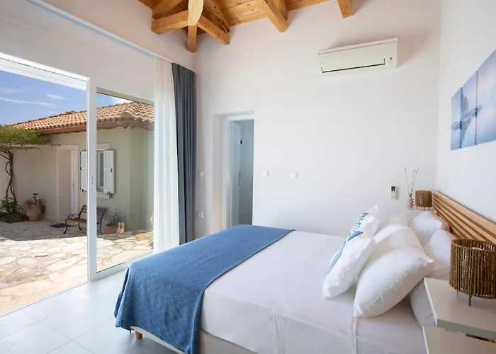 Ariel - Cozy Mediterranean Retreat Sivota