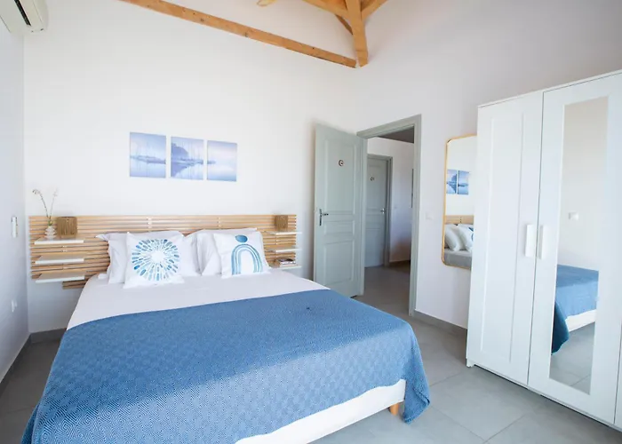 Ariel - Cozy Mediterranean Retreat Apartament *