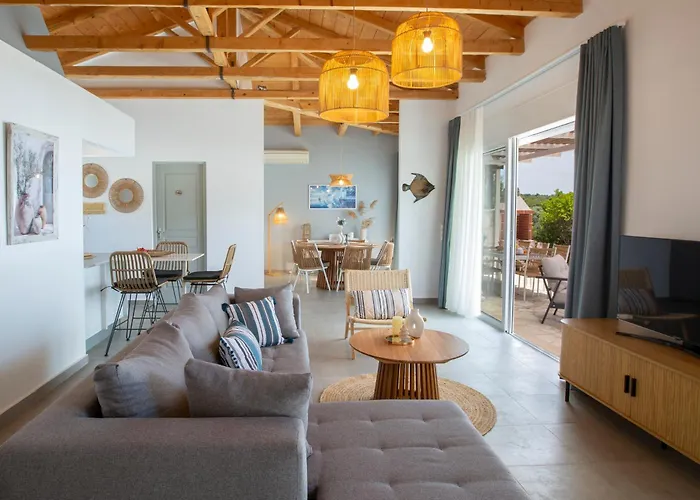 Apartament Ariel - Cozy Mediterranean Retreat *