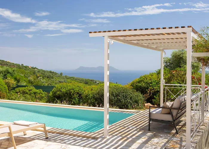 Ariel - Cozy Mediterranean Retreat *